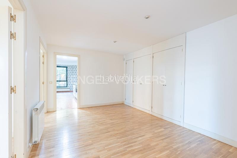 Foto c037d601-0217-47c4-b37c-37dfd2ce2765. Appartement avec chauffage parking piscine dans Valdemarín Madrid