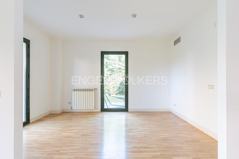 Foto f773d140-d5d6-49b7-bc83-9f6758200dfd. Appartement avec chauffage parking piscine dans Valdemarín Madrid