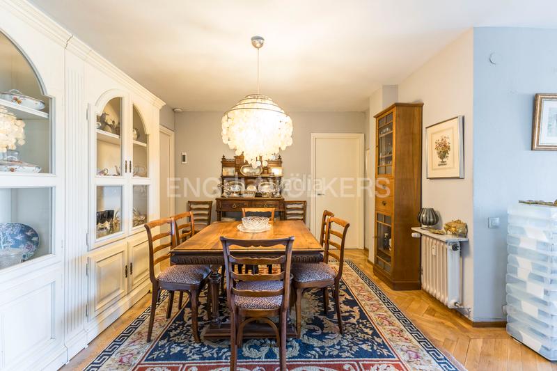 Foto 0f718b70-a365-4cf3-8c3e-7a91c3d2bce7. Apartament amb calefacció aparcament a Ciudad Jardín Madrid