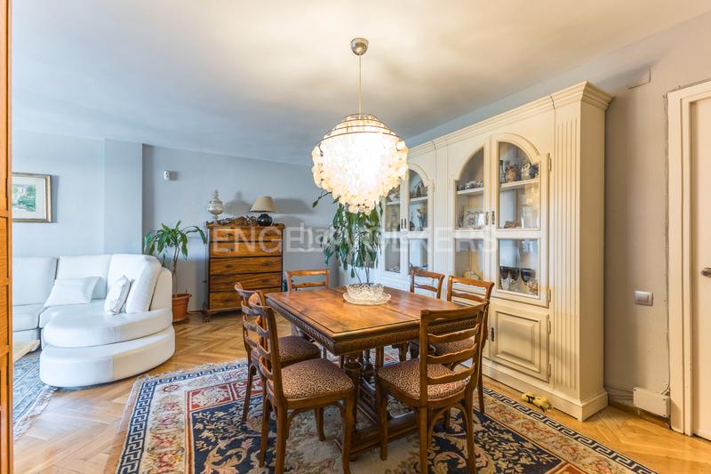 Foto 8ffcf42a-1cfc-47c8-ad67-2bd9adcf59ae. Apartament amb calefacció aparcament a Ciudad Jardín Madrid