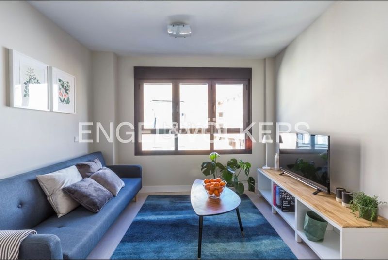 Foto 06dbcbe5-bba0-4243-83e7-5d78480c4a1f. Estudi amb calefacció aparcament a Valdeacederas Madrid