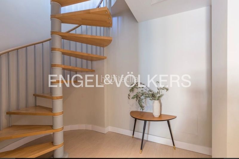 Foto b7b18c46-17f4-44f8-90fb-719f4783e59f. Estudi amb calefacció aparcament a Valdeacederas Madrid