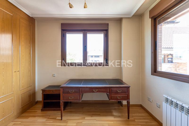 Foto c6d54fab-263d-4792-95f4-79bf819ea6a8. Duplex avec chauffage parking piscine dans Norte Pozuelo de Alarcón