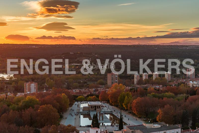 Foto 4306a69a-1e26-4133-a04e-853f127b57bc. Apartamento maravillosa propiedad familiar reformada en argelles en Madrid