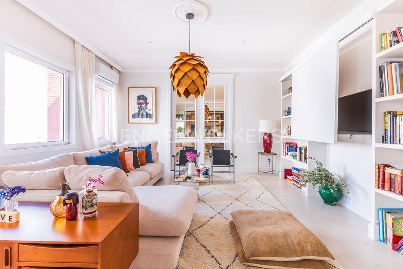 Foto 4743ec09-ea79-42ac-a138-c9aa7103aa78. Apartamento maravillosa propiedad familiar reformada en argelles en Madrid