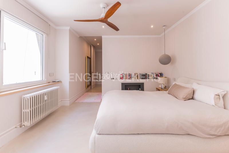 Foto 4cbf70da-077d-43bf-b131-6790b6846135. Apartamento maravillosa propiedad familiar reformada en argelles en Madrid