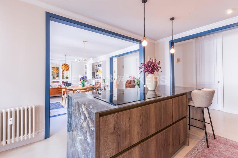 Foto a48e7612-a421-4d3a-bbe8-e4d260504001. Apartamento maravillosa propiedad familiar reformada en argelles en Madrid