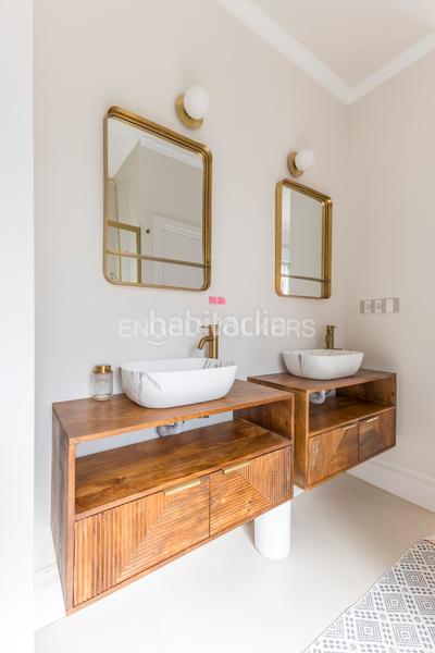 Foto f747cbac-0087-4cdc-9ff4-6ade57a44838. Apartamento maravillosa propiedad familiar reformada en argelles en Madrid