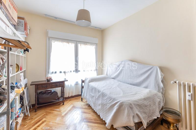 Foto 1bc9b7c1-1a2a-4163-a323-c6140d3d20e8. Appartement avec chauffage parking dans Almenara-Ventilla Madrid