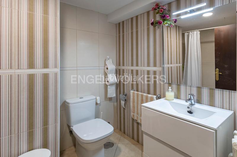 Foto bafae196-ee31-402e-8fff-41034167640a. Appartement avec chauffage parking dans Almenara-Ventilla Madrid