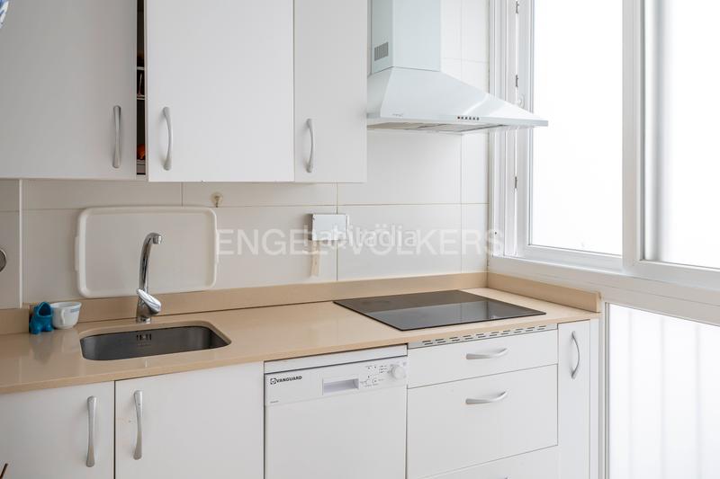 Foto ec45ba17-d9b5-4a84-a6f8-450683ca3ff1. Appartement avec chauffage parking dans Almenara-Ventilla Madrid