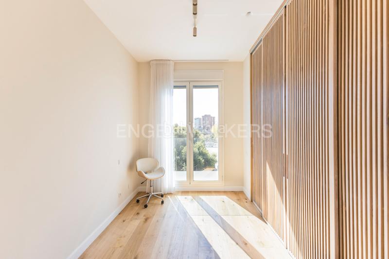 Foto 059507fa-a961-44cc-8258-b0812c5a015a. Apartamento duplex de lujo en arturo soria Costillares en Madrid