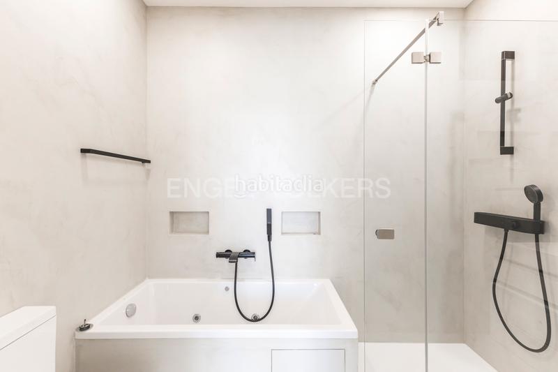 Foto 76a3a555-29cb-4929-ba5f-8c0cb26089bd. Apartamento duplex de lujo en arturo soria Costillares en Madrid