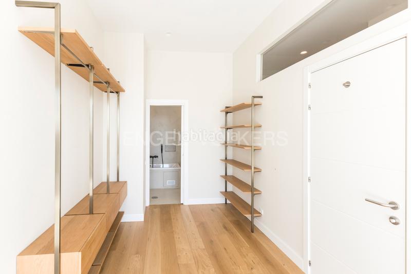 Foto 91efd339-ecc8-408a-a803-b6d7128b9e91. Apartamento duplex de lujo en arturo soria Costillares en Madrid