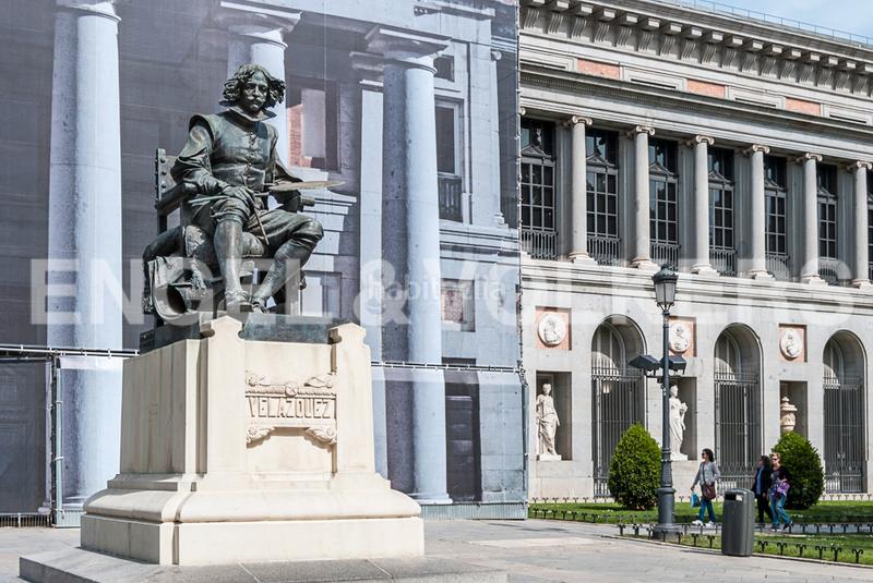 Foto 9a632132-5b77-4958-8960-12b9bcf319b5. Apartament amb calefacció a Cortes-Huertas Madrid