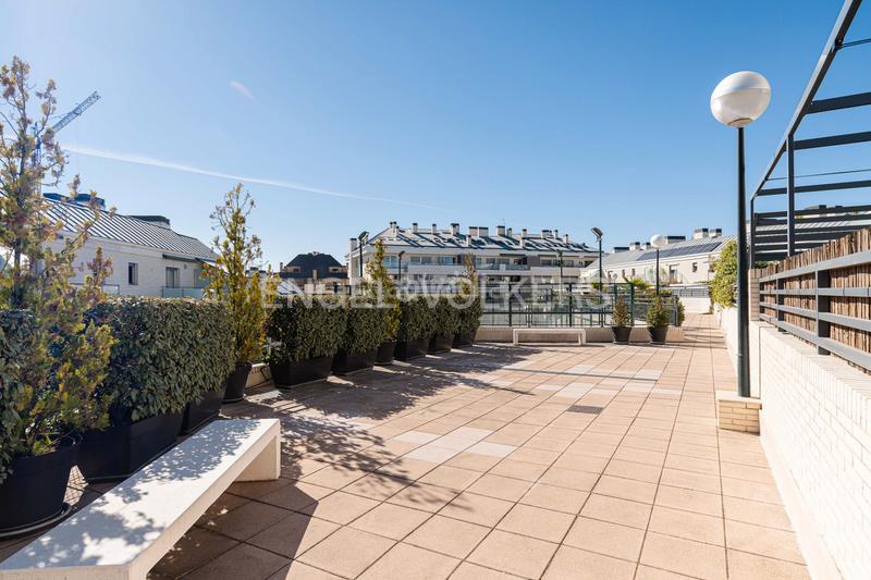 Foto 2ec7b45e-c122-4f46-a91a-b98a739ba7c8. Haus mit heizung parking pool in Viñas Viejas Boadilla del Monte