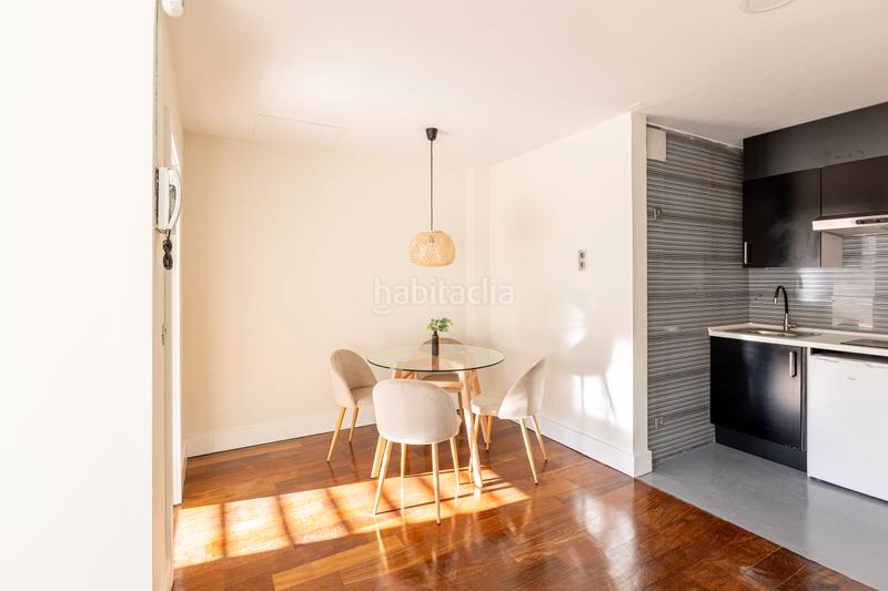 Foto a89195f4-2805-4b83-92eb-494080b58fbc. Apartamento maravilloso duplex con posibilidad de 2 apartamentos. en Madrid