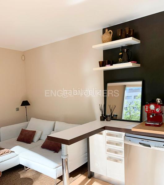 Foto 16da39b9-1eae-4a77-8bfb-e5f65b0d752d. Affitto loft con riscaldamento parcheggio piscina in Madrid