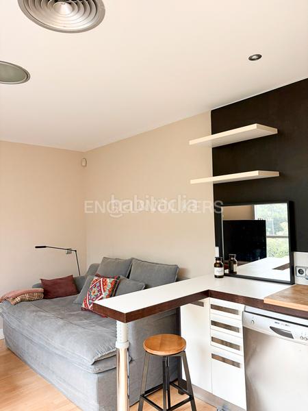 Foto 15490db0-b7b2-42dd-a1ac-3684e6926d77. Location loft avec chauffage parking piscine dans Valdemarín Madrid
