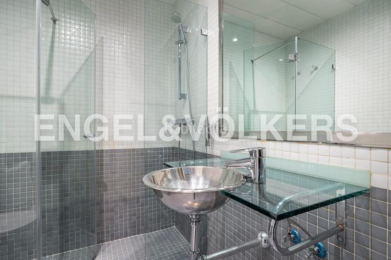 Foto 1e84aa66-cc88-4046-9632-f39e3f154078. Location loft avec chauffage parking piscine dans Valdemarín Madrid