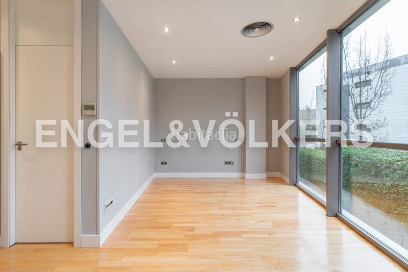 Foto f2c56926-da37-48c9-9492-f0f045d63f4f. Miete loft mit heizung parking pool in Valdemarín Madrid