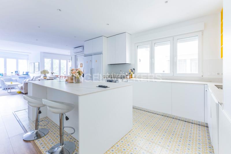 Foto 3d9c0393-d539-4e82-a7d4-fcc77257da4c. Apartamento magnífica vivienda reformada con terraza en Gaztambide en Madrid