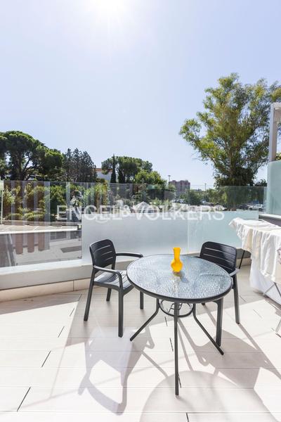 Foto 0d05c856-d4ca-4933-854e-3a3f09da1185. Duplex with heating parking pool in Costillares Madrid