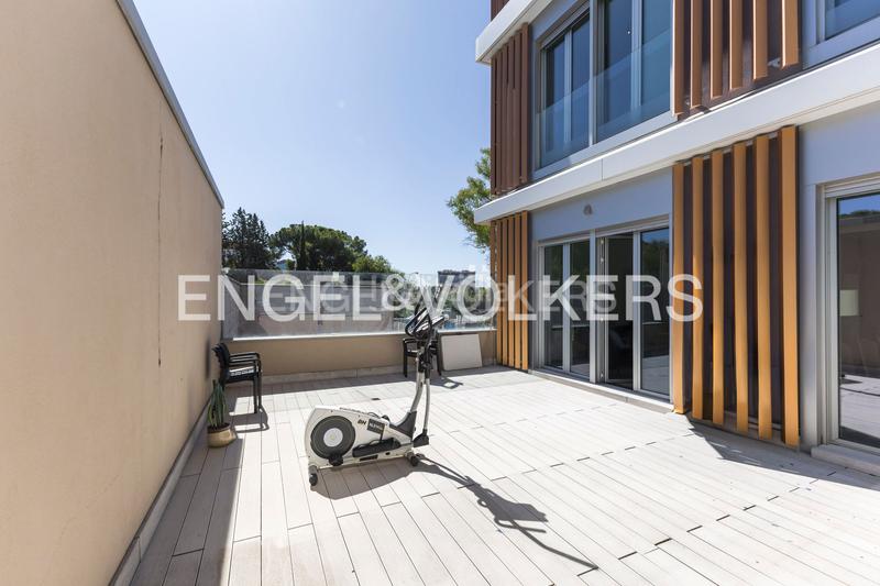 Foto 37414732-fde1-4170-9334-2b6602688aa9. Duplex with heating parking pool in Costillares Madrid