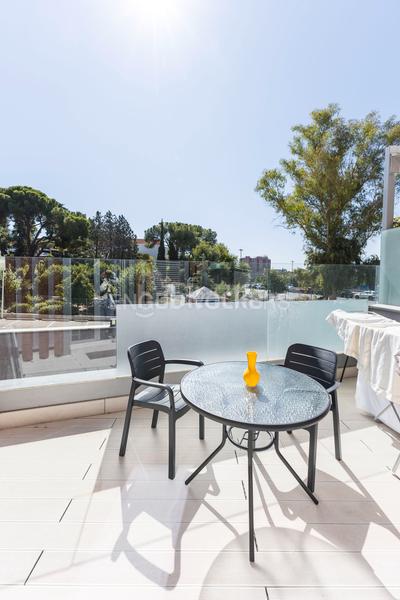 Foto 604c8ecb-2098-4d39-ba0d-7606de759194. Duplex avec chauffage parking piscine dans Costillares Madrid