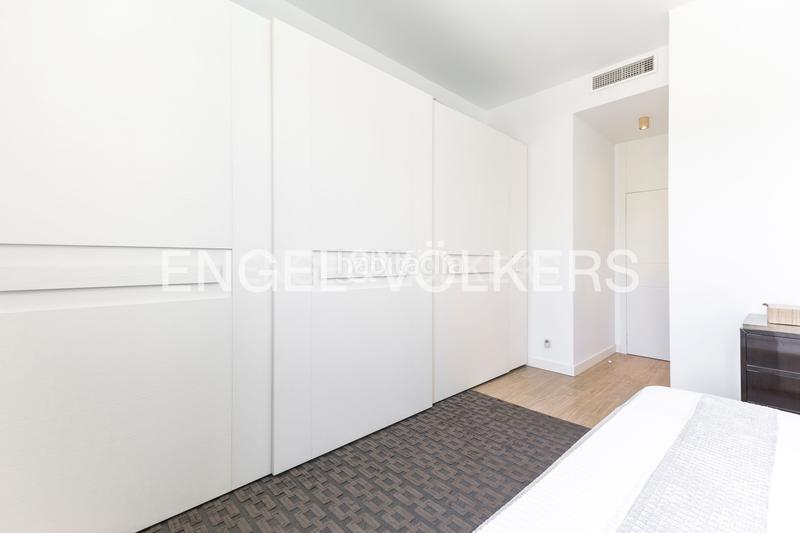 Foto 66ea33fd-3684-4df1-a585-995bdee30058. Duplex with heating parking pool in Costillares Madrid