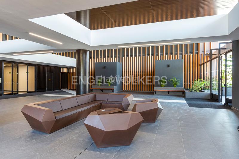 Foto 962e735e-e51c-478e-8ce3-953d58360c08. Duplex avec chauffage parking piscine dans Costillares Madrid