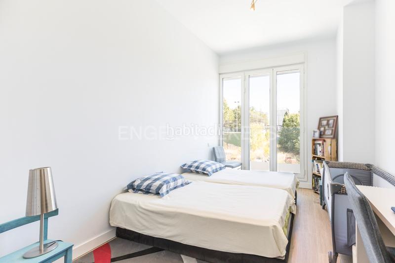 Foto db15c0d5-53c5-4096-a484-857c37fd7cd1. Duplex avec chauffage parking piscine dans Costillares Madrid