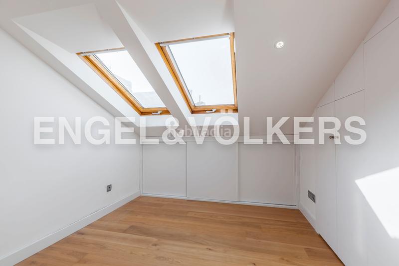 Foto a7c0937e-ac30-4b8e-be35-139de37321f4. Location appartement avec chauffage dans Recoletos Madrid