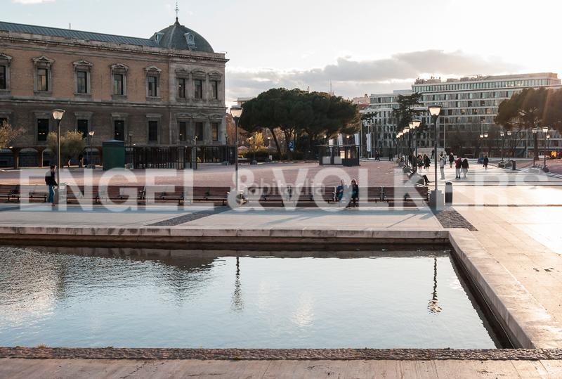 Foto 0800415f-6c0e-4d0c-9ad4-28c0092e8730. Miete appartement mit heizung in Recoletos Madrid