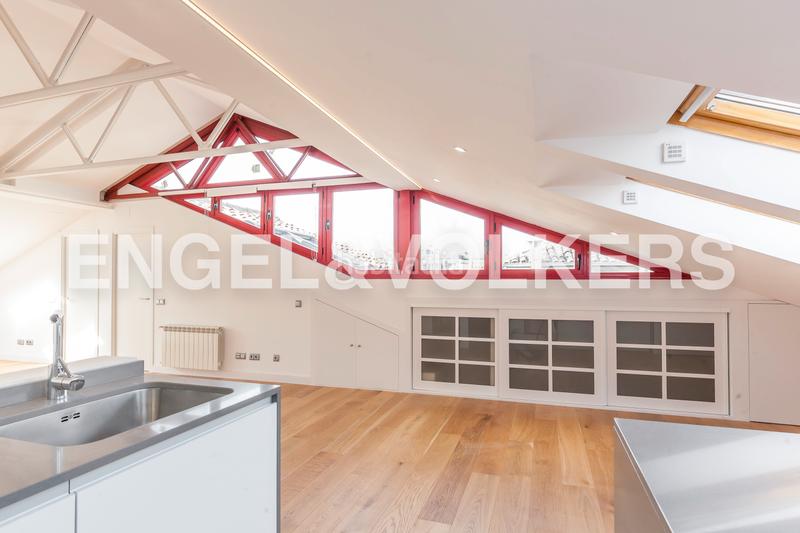 Foto fd7fca6f-a9e9-4c36-868e-e984d8155e53. Rent apartment with heating in Recoletos Madrid