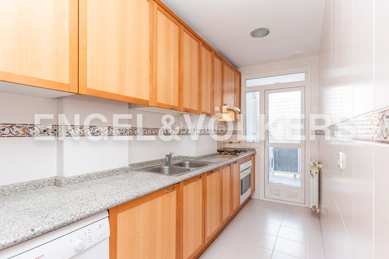 Foto 22477841-fc24-40c5-9463-f16cdbdca0bd. Location appartement avec chauffage parking piscine dans Madrid