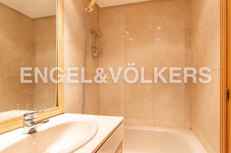 Foto 4285c021-d558-425e-91de-cb3eca69090b. Location appartement avec chauffage parking piscine dans Madrid