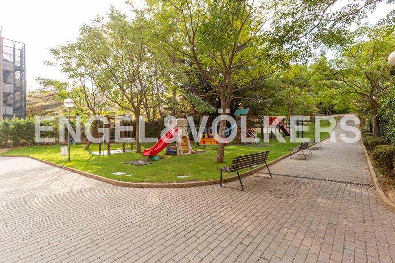 Foto d32d00e5-9521-422a-8d06-d8115bcbdf28. Location appartement avec chauffage parking piscine dans Madrid