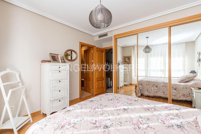 Foto 4c0545ff-61b0-4c1e-b8cb-c25a403434ef. Haus mit heizung parking pool in Viñas Viejas Boadilla del Monte