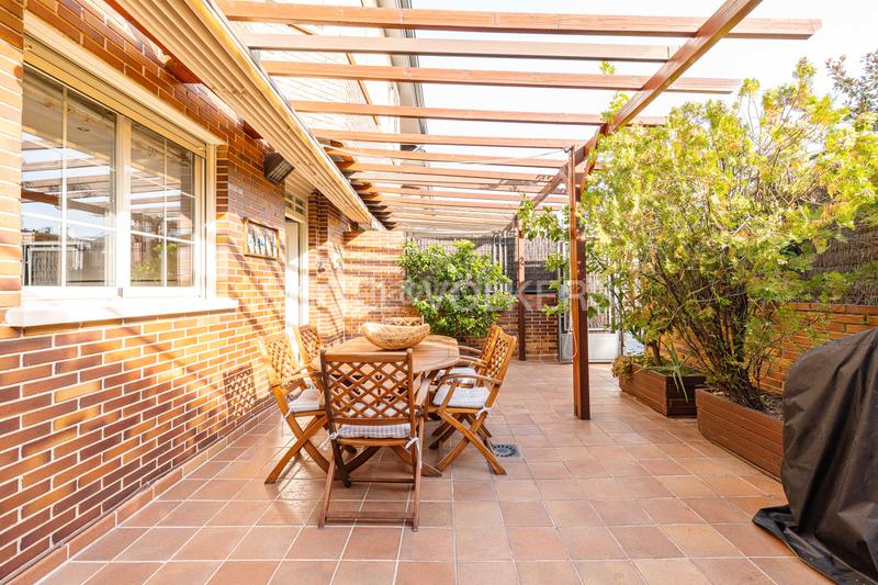 Foto 6e3ab128-a950-4b69-a755-2824fcc69dfa. Haus mit heizung parking pool in Viñas Viejas Boadilla del Monte