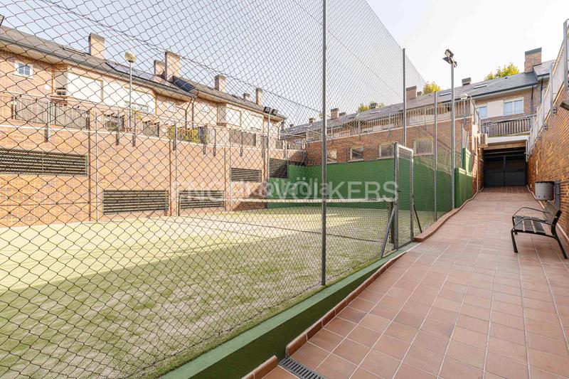 Foto 7a64e670-4e9d-4191-84cb-d4106ff0b4c5. Haus mit heizung parking pool in Viñas Viejas Boadilla del Monte