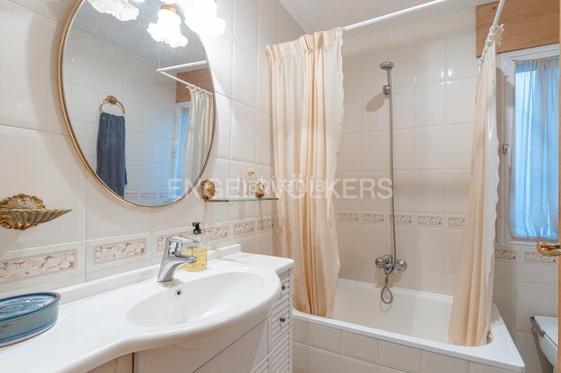 Foto 1eb4c1c2-7ae8-4503-824e-818f68794e2c. Casa amb calefacció a Abantos-Carmelitas San Lorenzo de El Escorial