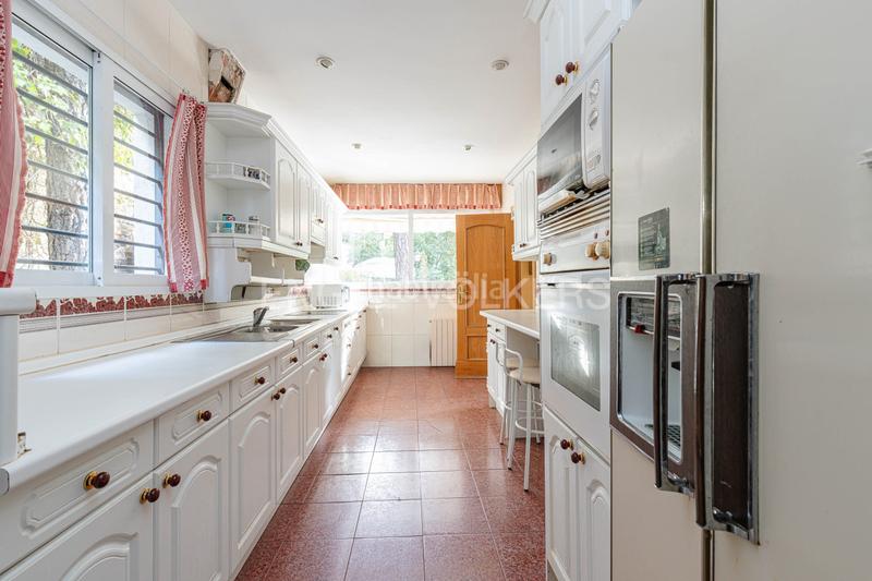 Foto 7d7e8b61-15d8-47dc-8866-79877636d53b. Casa amb calefacció a Abantos-Carmelitas San Lorenzo de El Escorial