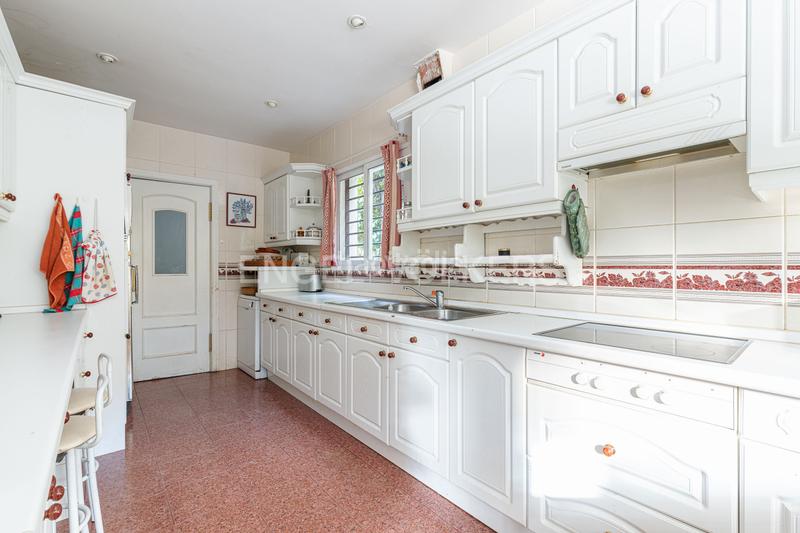 Foto 9cac5f74-8617-4965-80db-452de1b40041. Casa amb calefacció a Abantos-Carmelitas San Lorenzo de El Escorial