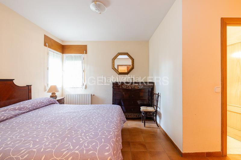 Foto b29fdf7d-5c3d-41c4-abe6-8a2033bcfb8c. Casa amb calefacció a Abantos-Carmelitas San Lorenzo de El Escorial