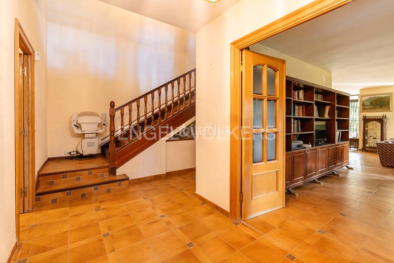 Foto e2b4a704-0343-4cac-9e60-f02180648ada. Casa amb calefacció a Abantos-Carmelitas San Lorenzo de El Escorial