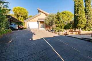 Casa a Salud y Alegría - El Lago. Chalet unifamiliar en los peñascales