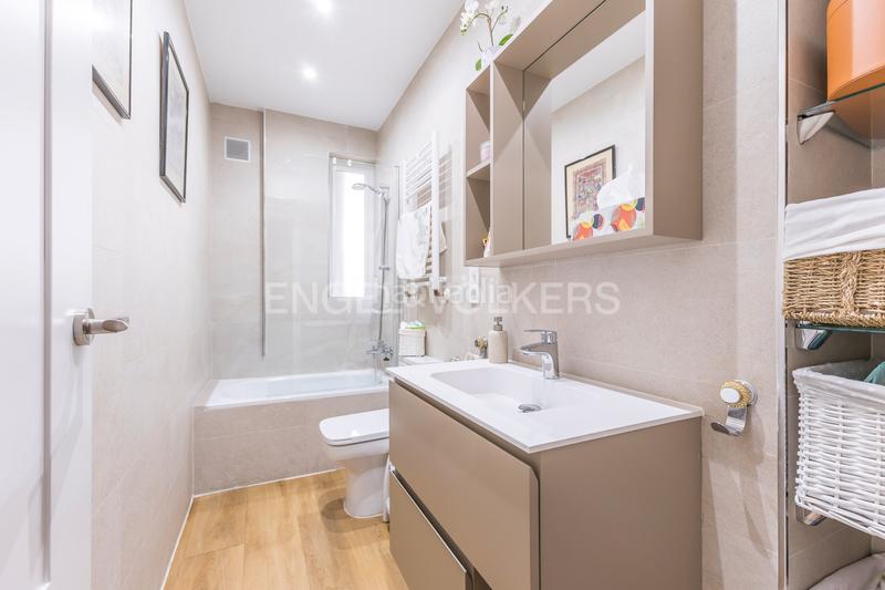 Foto 996442ea-5204-43cd-a882-bb9eb10a95a4. Appartement avec chauffage dans Prosperidad Madrid