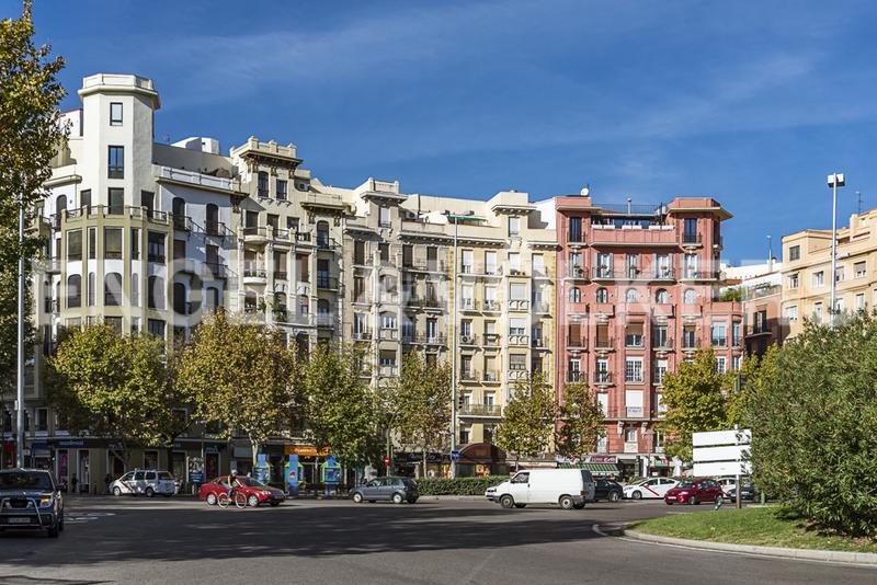 Foto 9ae11350-bdda-4b43-bb51-48bc256bc430. Rent duplex with heating in Fuente del Berro Madrid