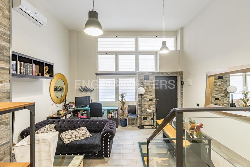 Foto d9a95620-968c-49da-ae0a-185cc74df580. Rent duplex with heating in Fuente del Berro Madrid